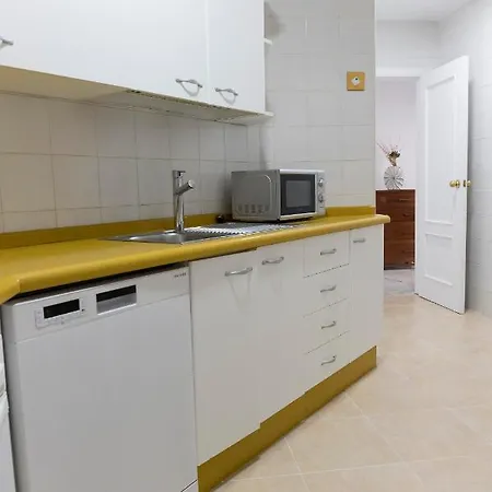 Titan, Edificio Hipercor, Con Parking